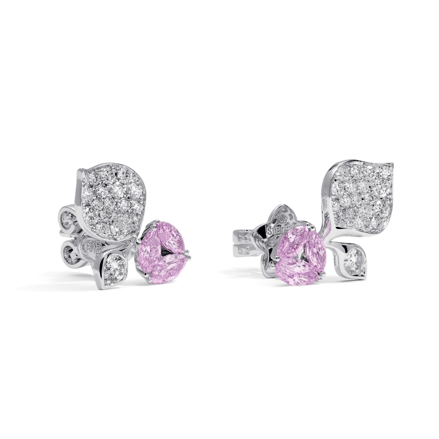 À FLEUR DE PARIS small Sapphire Earrings